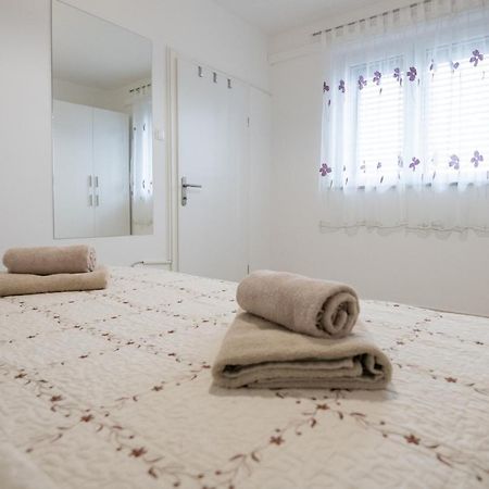 Apartman Ruza Подгора Экстерьер фото