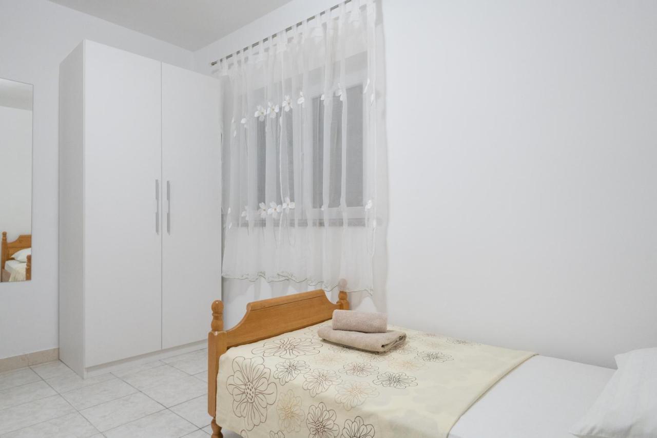 Apartman Ruza Подгора Экстерьер фото